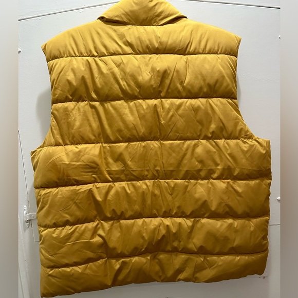 Puffer vest - Picture 3 of 3